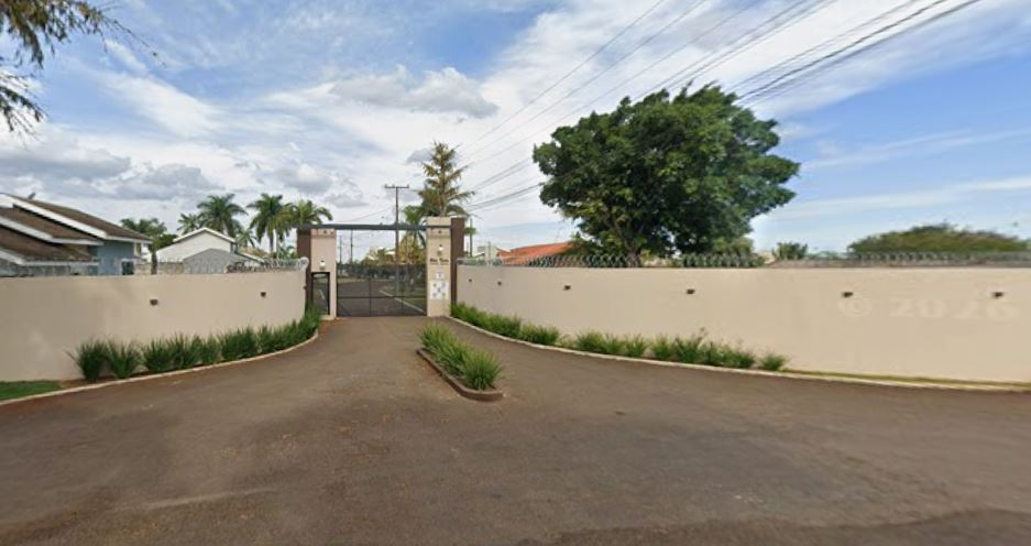 Jandaia do sul - pr. bairro cond. bella vista. casa. áreas totais. 403,64m² e constr. 390,00m²
